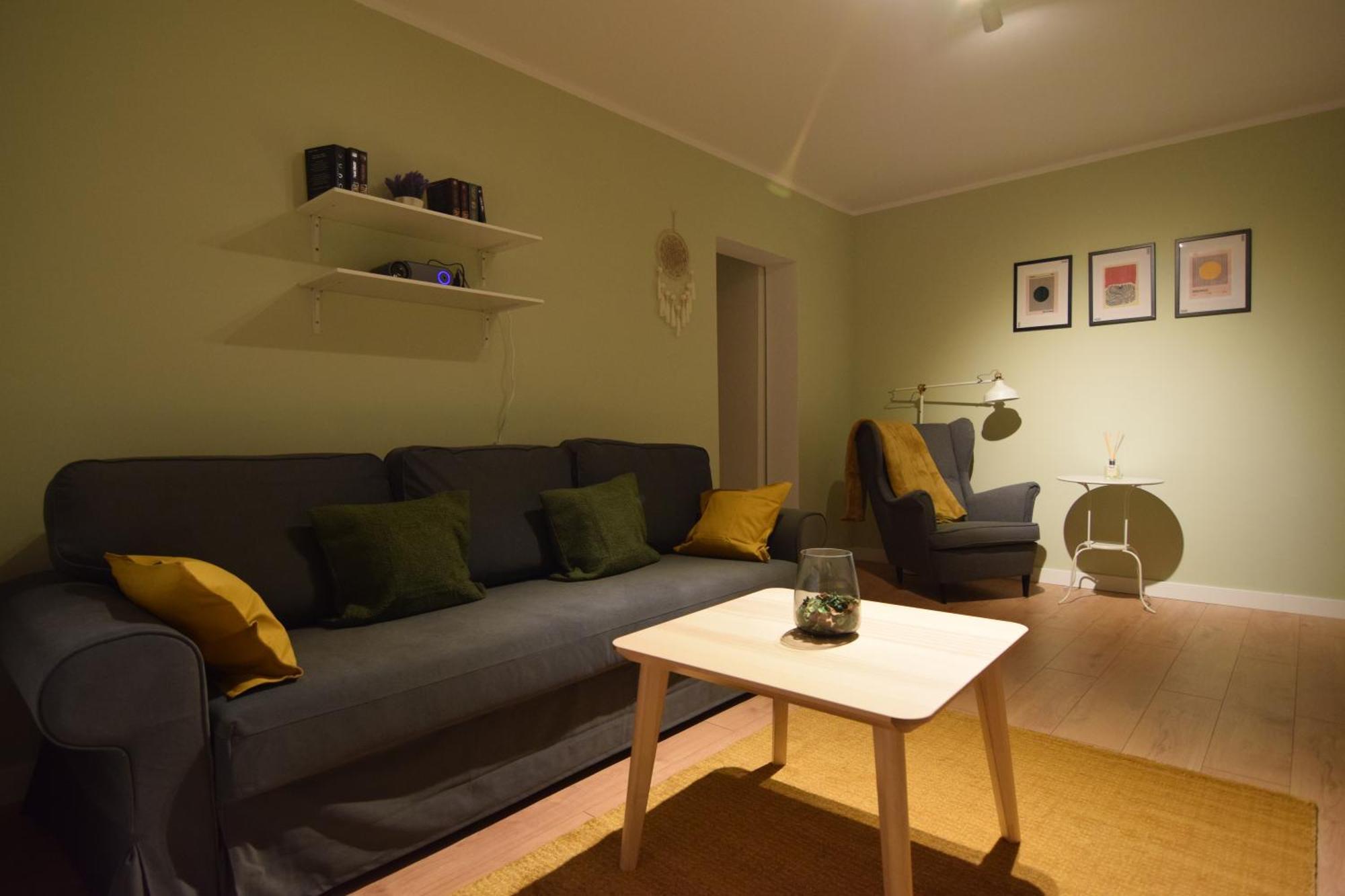 Stylish With Video Projector