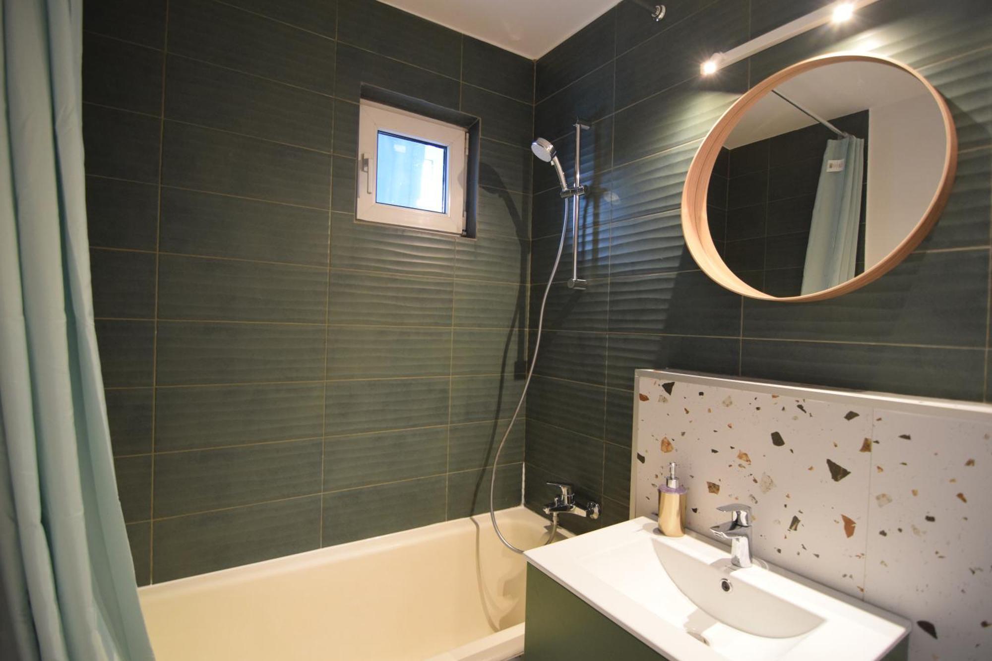 Stylish With Video Projector 布加勒斯特