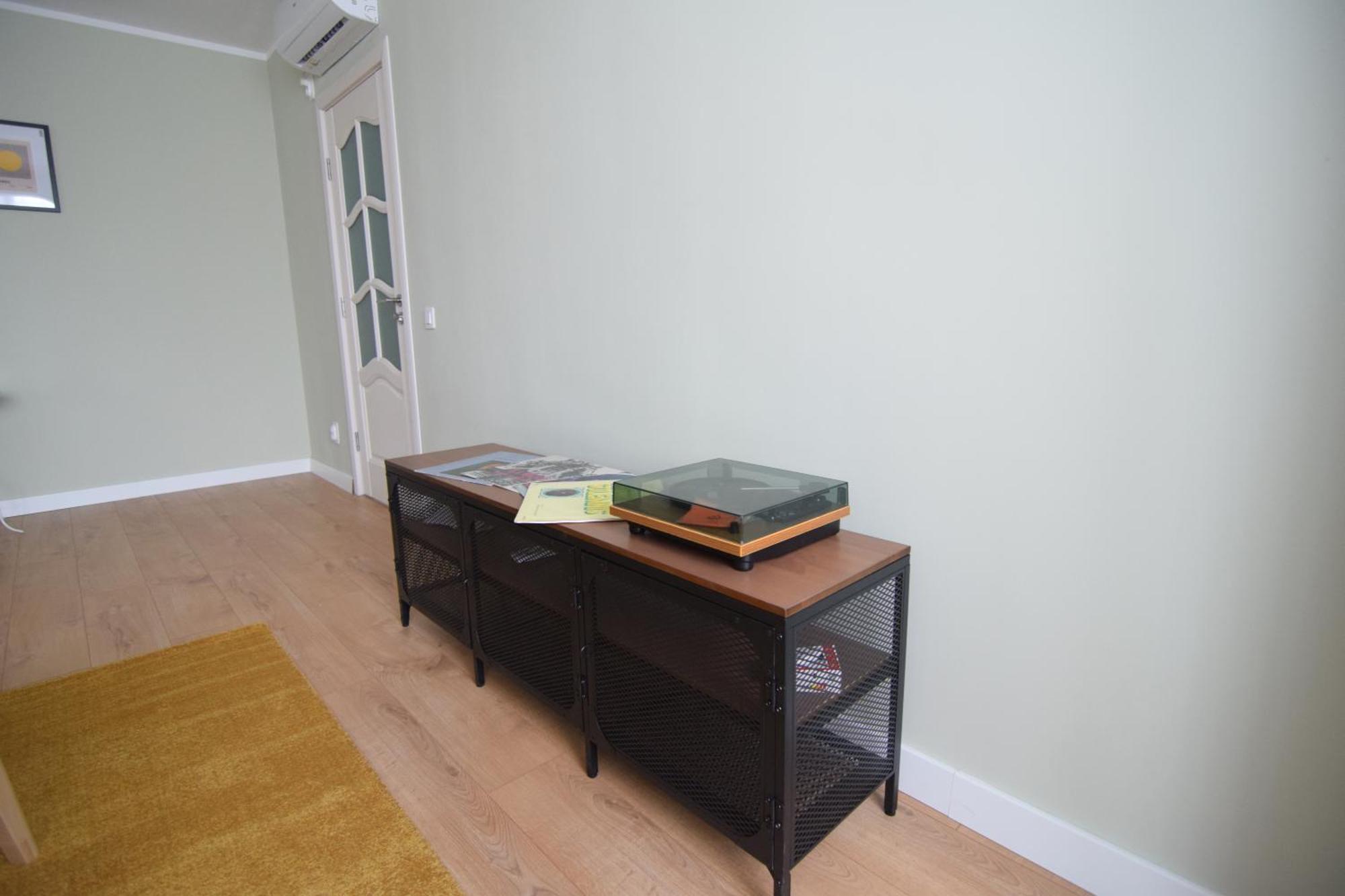 Stylish With Video Projector * 布加勒斯特